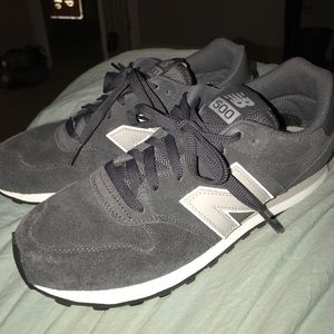 new balance tennis shoes